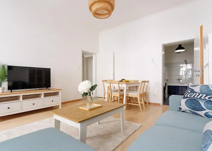 #livelikealocal Prater Danube Canal Center Apartment *